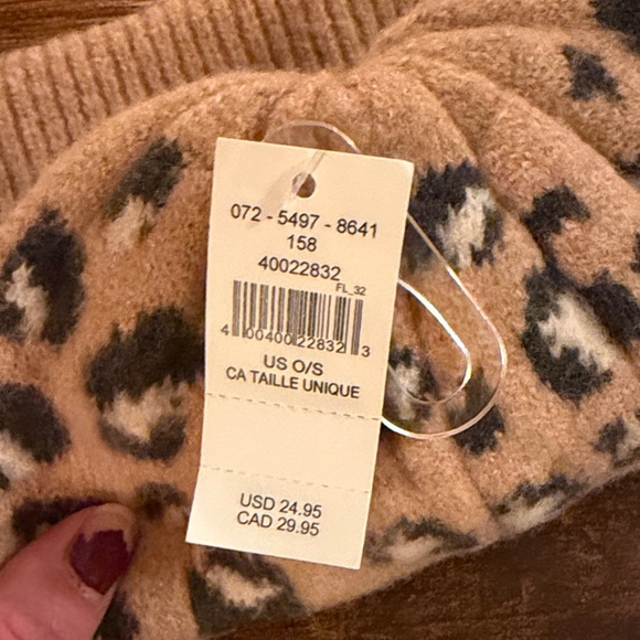 Aerie NWT Leopard Print Leopard Beanies 2 available- Tan and Black - Picture 4 of 5